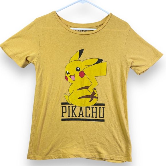2016 Pokemon Pikachu T-Shirt Men's Size Small Yellow - Picture 1 of 6